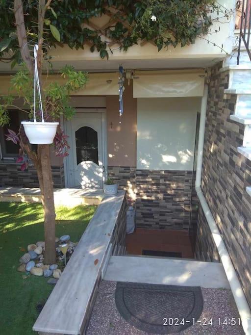 Ferienwohnung Vasiliki'S Cosy House Nea Michaniona Exterior foto
